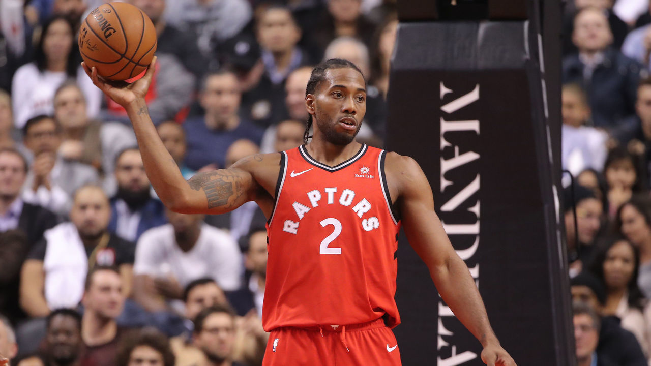 TORONTO, ON - DECEMBER 05: Kawhi Leonard #2 of the Toronto Raptors holds the ball after the play had been whistled down against the Philadelphia 76ers at Scotiabank Arena on December 5, 2018 in Toronto, Canada.