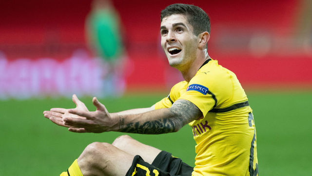 11 December 2018, Monaco: Soccer: Champions League, AS Monaco - Borussia Dortmund, Group stage, Group A, 6th matchday at the Stade Louis II in Monaco. Dortmund's Christian Pulisic complained. Photo: Bernd Thissen/dpa