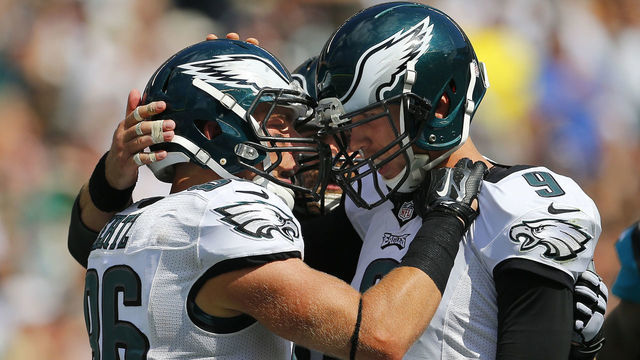 PHILADELPHIA, PA - SEPTEMBER 07: Zach Ertz #86 of the Philadelphia Eagles celebrates with quarterback Nick Foles #9 after catching a 25-yard touchdown pass against the Jacksonville Jaguars during the third quarter of a NFL game at Lincoln Financial Field on September 7, 2014 in Philadelphia, Pennsylvania. The Eagles defeated the Jaguars 34-17.