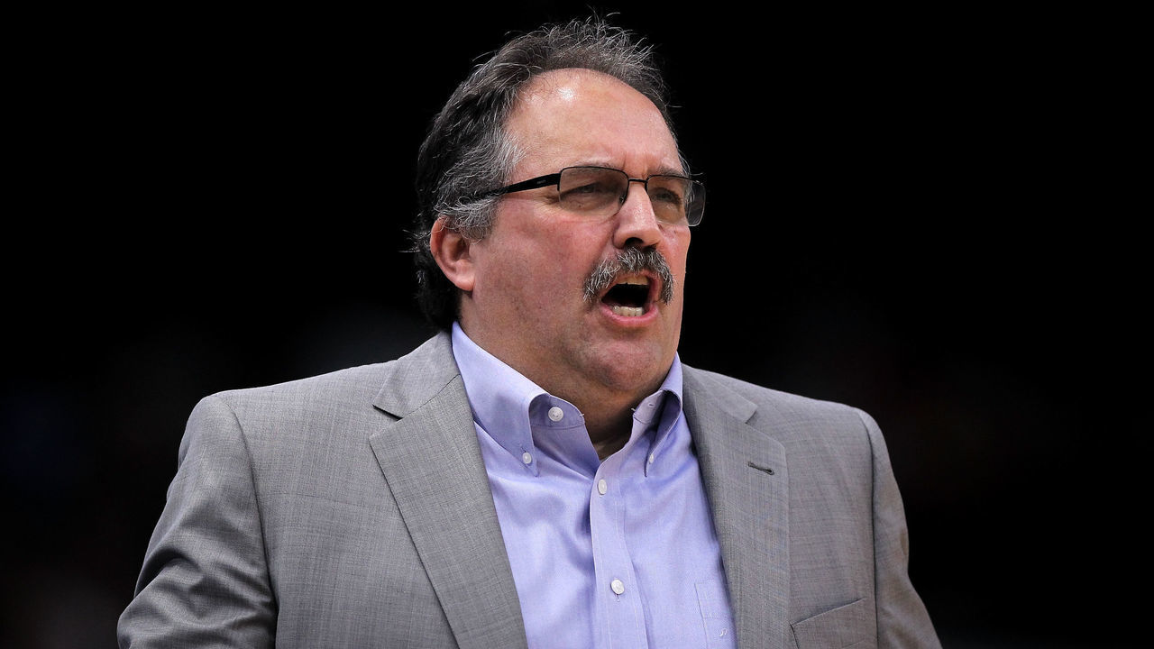 CHICAGO, IL - APRIL 11: Head coach Stan Van Gundy of the Detroit Pistons reacts in the first quarter against the Chicago Bulls at the United Center on April 11, 2018 in Chicago, Illinois. (Dylan Buell/Getty Images) *** Local Caption *** Stan Van Gundy
