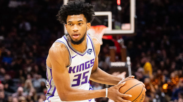 CLEVELAND, OH - DECEMBER 7: Marvin Bagley III #35 of the Sacramento Kings looks for a pass during the first half against the Cleveland Cavaliers at Quicken Loans Arena on December 7, 2018 in Cleveland, Ohio. NOTE TO USER: User expressly acknowledges and agrees that, by downloading and/or using this photograph, user is consenting to the terms and conditions of the Getty Images License Agreement.