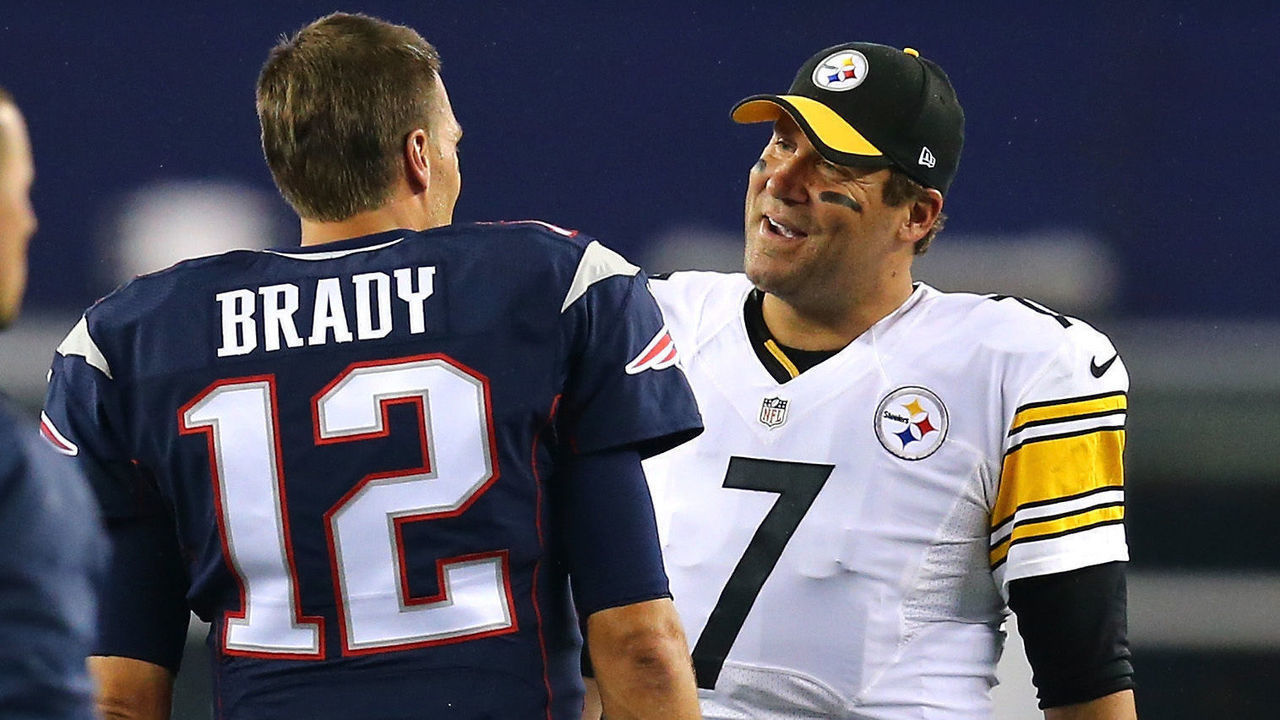 FOXBORO, MA - SEPTEMBER 10: Tom Brady #12 of the New England Patriots and Ben Roethlisberger #7 of the Pittsburgh Steelers speak before the game at Gillette Stadium on September 10, 2015 in Foxboro, Massachusetts.