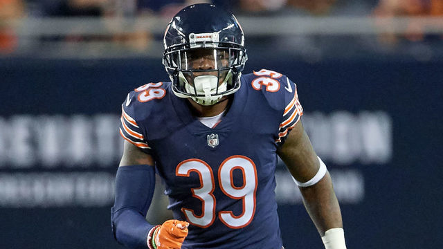 CHICAGO, IL - SEPTEMBER 17: Chicago Bears defensive back Eddie Jackson (39) runs in game action during an NFL game between the Chicago Bears and the Seattle Seahawks on September 17, 2018 at Soldier Field in Chicago, Illinois.