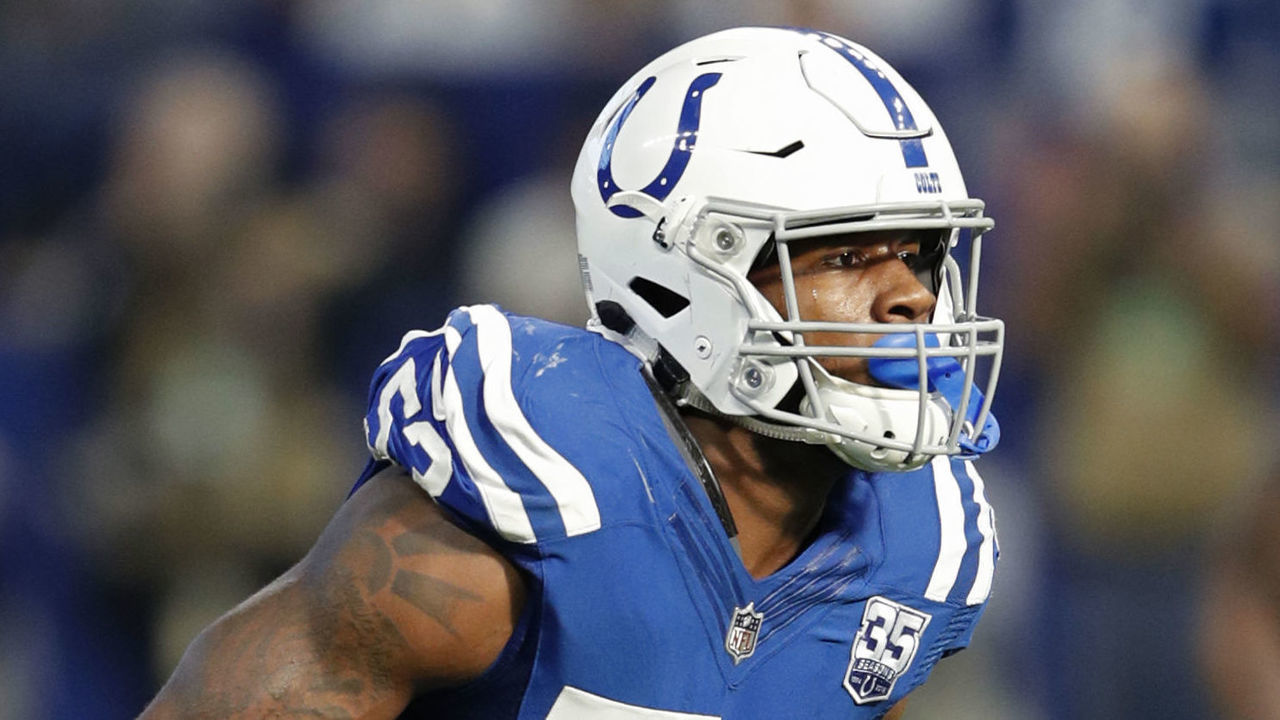 INDIANAPOLIS, IN - DECEMBER 16: Darius Leonard #53 of the Indianapolis Colts in action during the game against the Dallas Cowboys at Lucas Oil Stadium on December 16, 2018 in Indianapolis, Indiana. The Colts won 23-0.