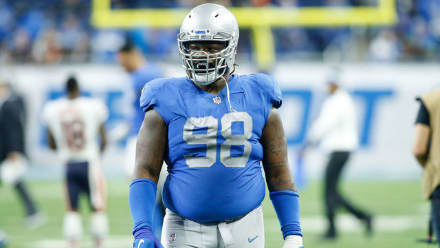 DETROIT, MI - NOVEMBER 22: Detroit Lions defensive tackle Damon Harrison Sr. (98) walks off of the field at the conclusion of a regular season game between the Chicago Bears and the Detroit Lions on November 22, 2018 at Ford Field in Detroit, Michigan.