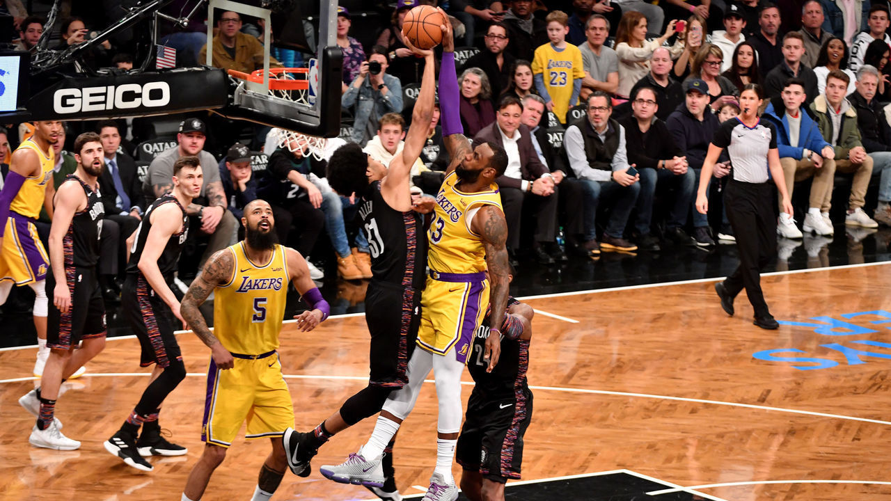 BROOKLYN, NY - DECEMBER 18: Jarrett Allen #31 of the Brooklyn Nets blocks the shot from LeBron James #23 of the Los Angeles Lakers on December 18, 2018 at Barclays Center in Brooklyn, New York. Mandatory Copyright Notice: Copyright 2018 NBAE