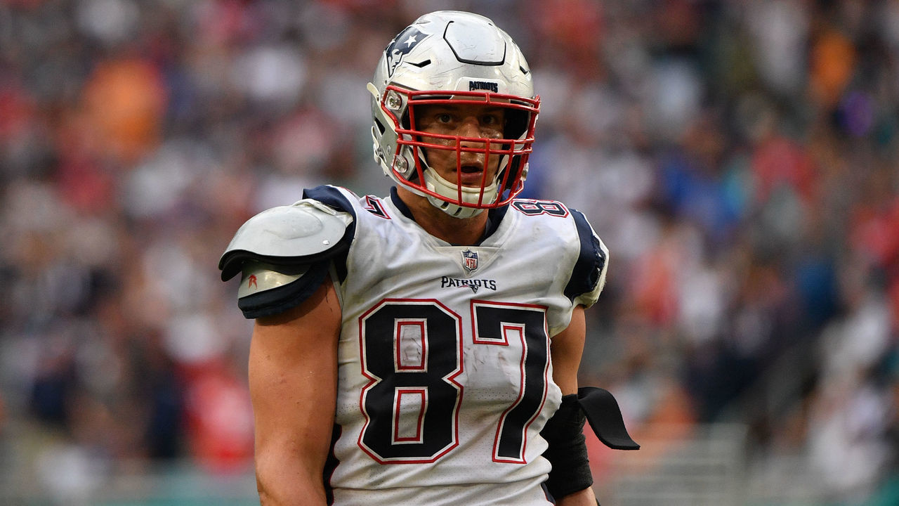 MIAMI, FL - DECEMBER 09: Rob Gronkowski #87 of the New England Patriots in action against the Miami Dolphins at Hard Rock Stadium on December 9, 2018 in Miami, Florida.