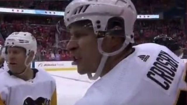 Watch: Crosby, Ovechkin engage in screaming match from their benches