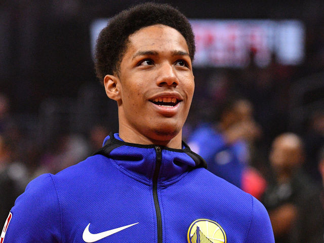 LOS ANGELES, CA - JANUARY 06: Golden State Warriors Guard Patrick McCaw (0) looks on before an NBA game between the Golden State Warriors and the Los Angeles Clippers on January 06, 2018 at STAPLES Center in Los Angeles, CA.