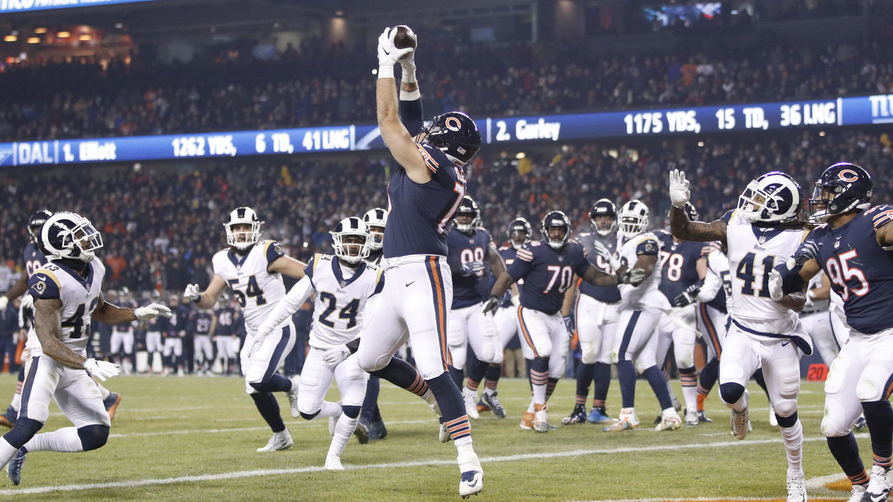 CHICAGO, IL - DECEMBER 09: Bradley Sowell #79 of the Chicago Bears makes a touchdown catch during the game against the Los Angeles Rams at Soldier Field on December 9, 2018 in Chicago, Illinois. The Bears won 15-6.