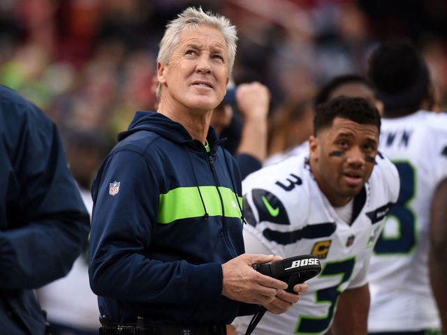 Christmas Carroll: Seahawks extend coach on Xmas Eve