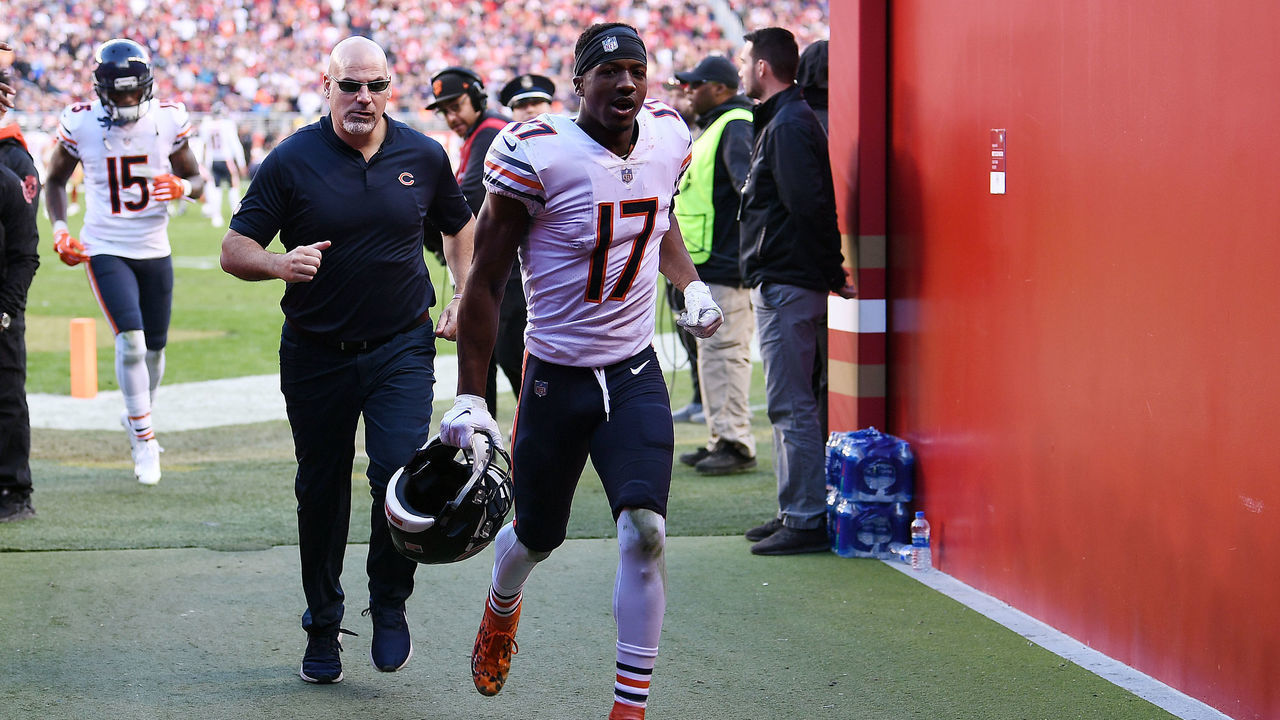 SANTA CLARA, CA - DECEMBER 23: Anthony Miller #17 and Josh Bellamy #15 of the Chicago Bears run off the field after being ejected for unsportsmanlike conduct against the San Francisco 49ers during their NFL game at Levi's Stadium on December 23, 2018 in Santa Clara, California.