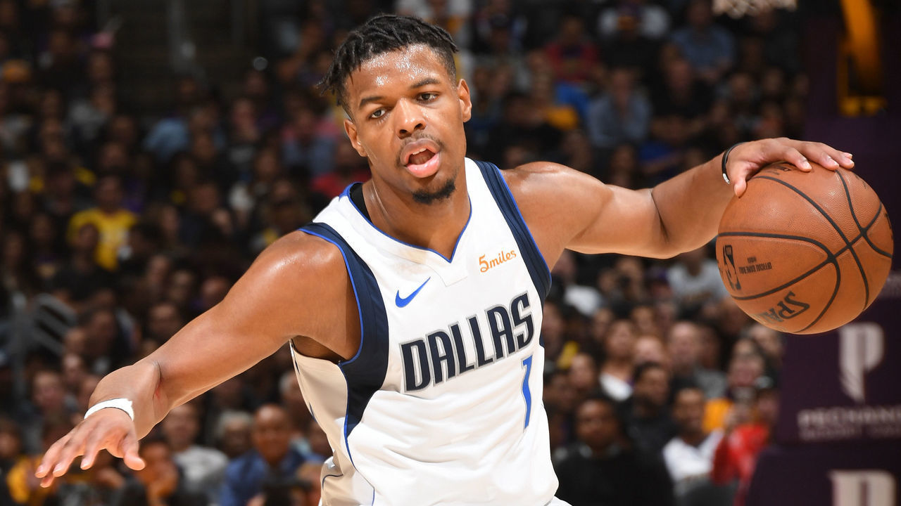 LOS ANGELES, CA - NOVEMBER 30: Dennis Smith Jr. #1 of the Dallas Mavericks handles the ball against the Los Angeles Lakers on November 30, 2018 at STAPLES Center in Los Angeles, California. NOTE TO USER: User expressly acknowledges and agrees that, by downloading and/or using this Photograph, user is consenting to the terms and conditions of the Getty Images License Agreement. Mandatory Copyright Notice: Copyright 2018 NBAE