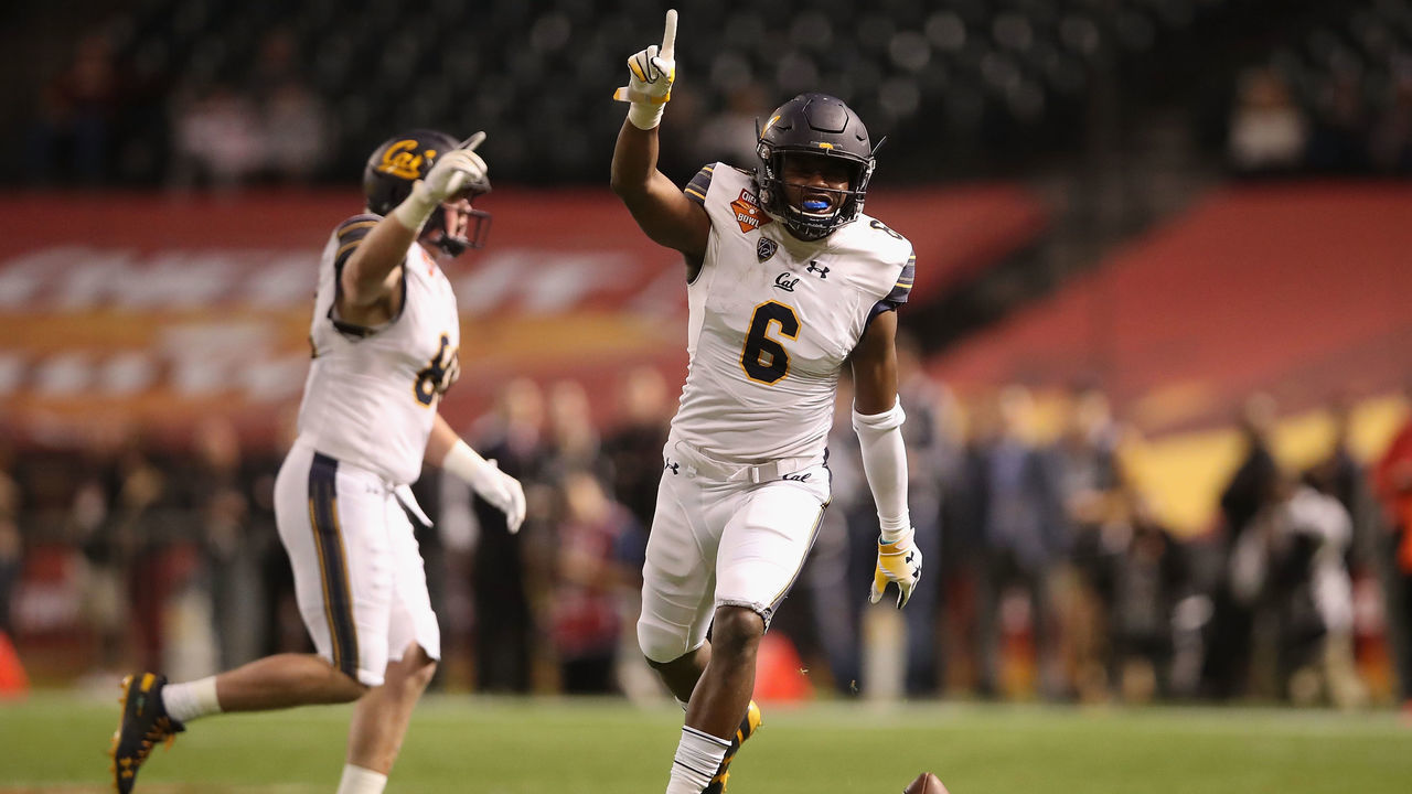 PHOENIX, ARIZONA - DECEMBER 26: Safety Jaylinn Hawkins #6 of the California Golden Bears celebrates after an interception against the TCU Horned Frogs during the first half of the Cheez-it Bowl at Chase Field on December 26, 2018 in Phoenix, Arizona.