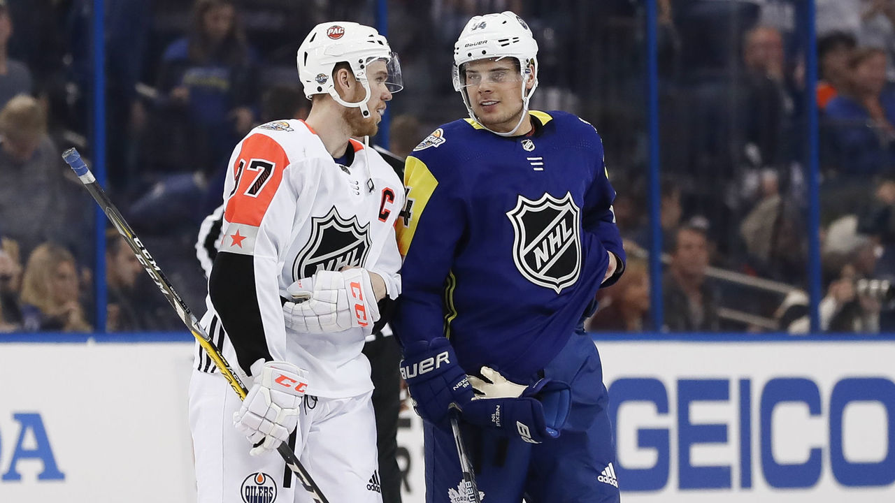 TAMPA, FL - JANUARY 28: Edmonton Oilers forward Connor McDavid (97) and Toronto Maple Leafs forward Auston Matthews (34) talk during the 2018 NHL All-Star Game between the Pacific Division All-Stars and Atlantic Division All-Stars on January 28, 2018 at Amalie Arena in Tampa, FL.