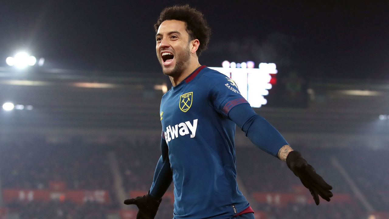 West Ham United's Felipe Anderson celebrates scoring his side's second goal of the game during the Premier League match at St Mary's, Southampton.