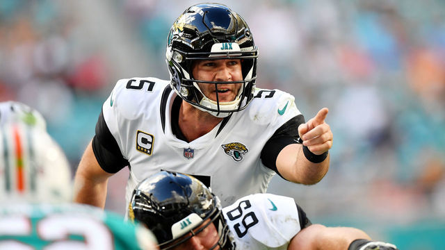 MIAMI, FLORIDA - DECEMBER 23: Blake Bortles #5 of the Jacksonville Jaguars calls a play in the second half against the Miami Dolphins at Hard Rock Stadium on December 23, 2018 in Miami, Florida.