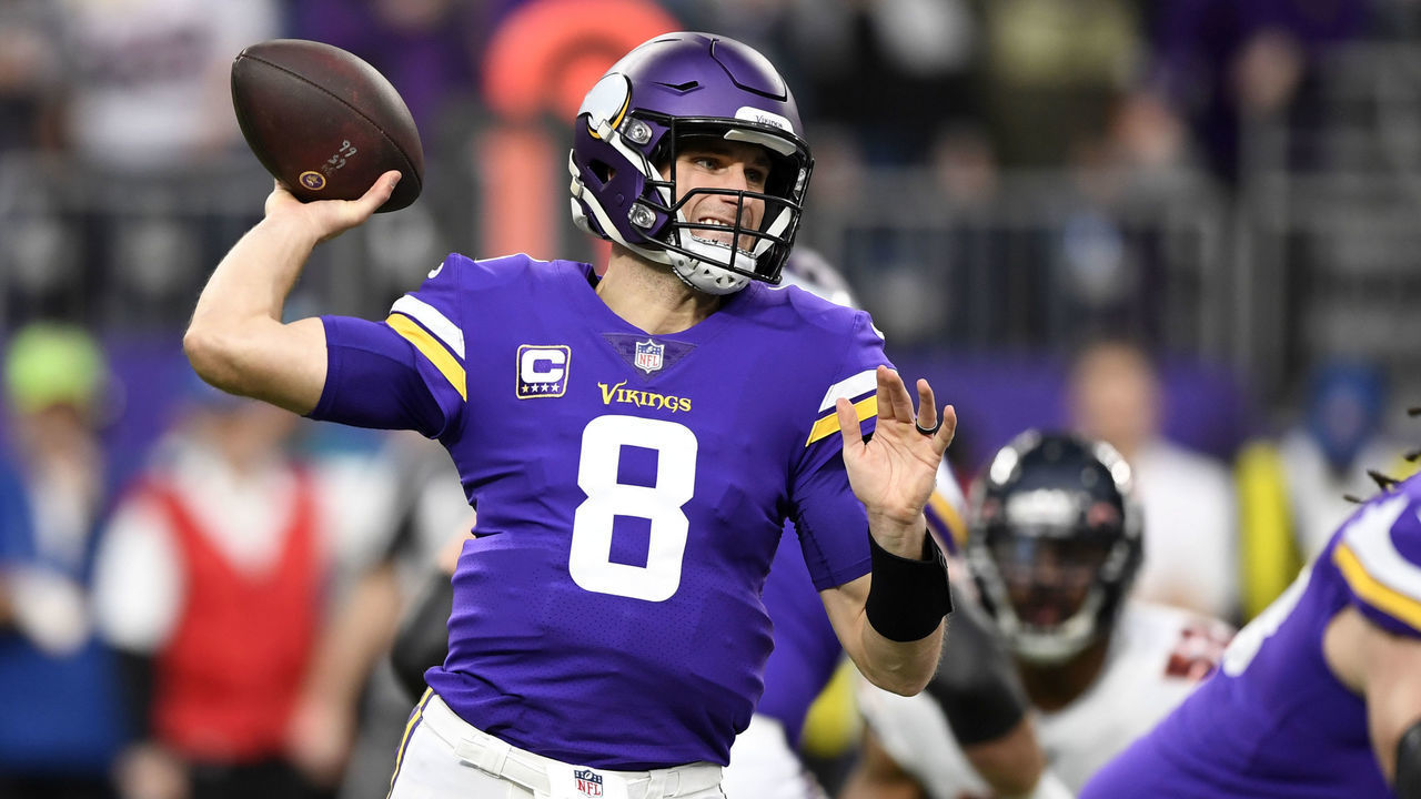 MINNEAPOLIS, MN - DECEMBER 30: Kirk Cousins #8 of the Minnesota Vikings passes the ball in the first quarter of the game against the Chicago Bears at U.S. Bank Stadium on December 30, 2018 in Minneapolis, Minnesota.