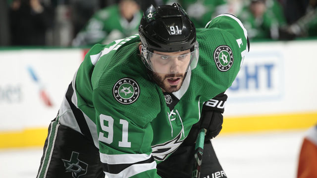 DALLAS, TX - DECEMBER 23: Tyler Seguin #91 of the Dallas Stars skates against the New York Islanders at the American Airlines Center on December 23, 2018 in Dallas, Texas.