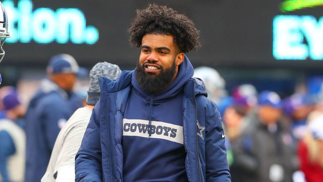 EAST RUTHERFORD, NJ - DECEMBER 30: Dallas Cowboys running back Ezekiel Elliott (21) prior to the National Football League game between the New York Giants and the Dallas Cowboys on December 30, 2018 at MetLife Stadium in East Rutherford, NJ.