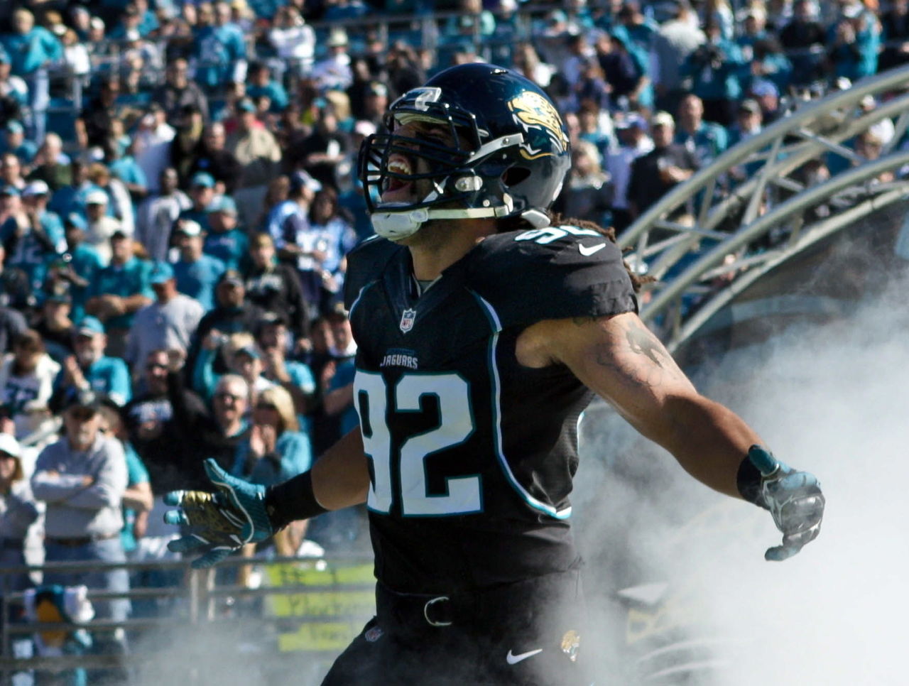 28 November 2010: Jacksonville Jaguars defensive end Austen Lane