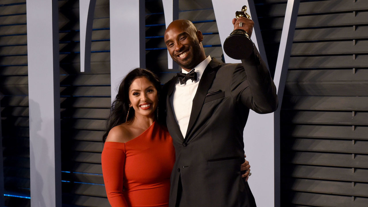 BEVERLY HILLS, CA - MARCH 4: Vanessa Bryant and Kobe Bryant attend 2018 Vanity Fair Oscar Party Hosted By Radhika Jones - Arrivals at Wallis Annenberg Center for the Performing Arts on March 4, 2018 in Beverly Hills, CA. *** Local Caption *** Vanessa Bryant;Kobe Bryant