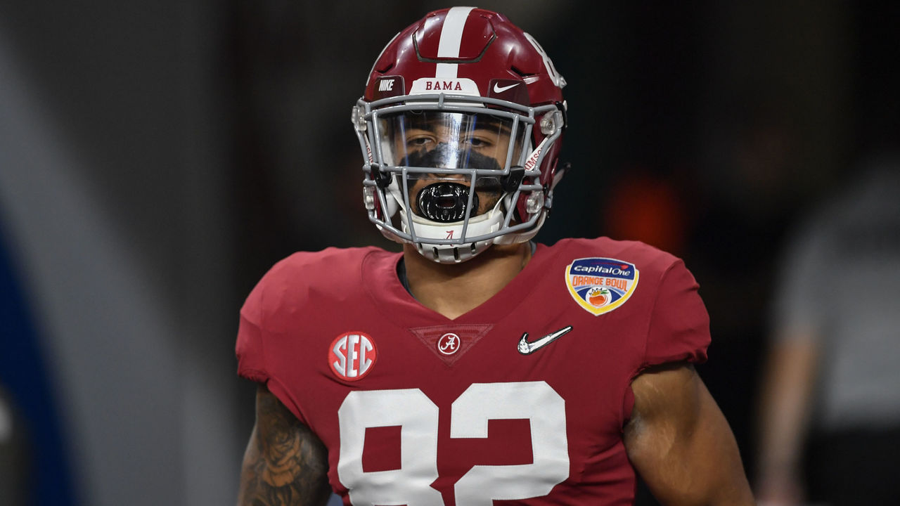 Alabama's Irv Smith Jr. following in steps of father and O.J. Howard