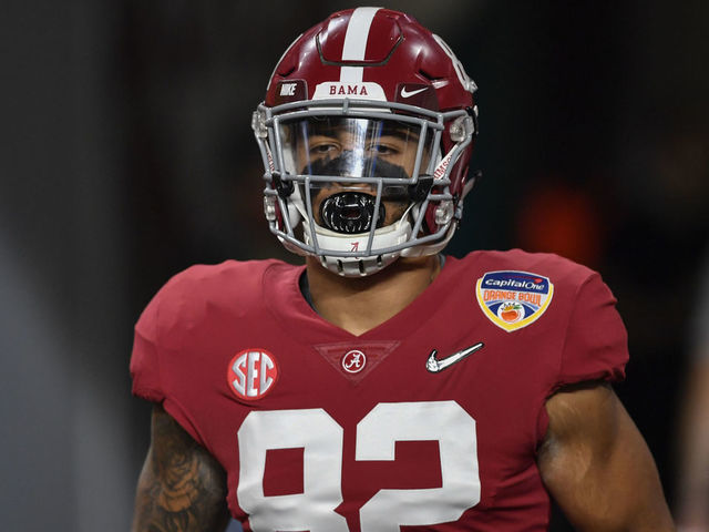 Alabama's Irv Smith Jr. following in steps of father and O.J. Howard