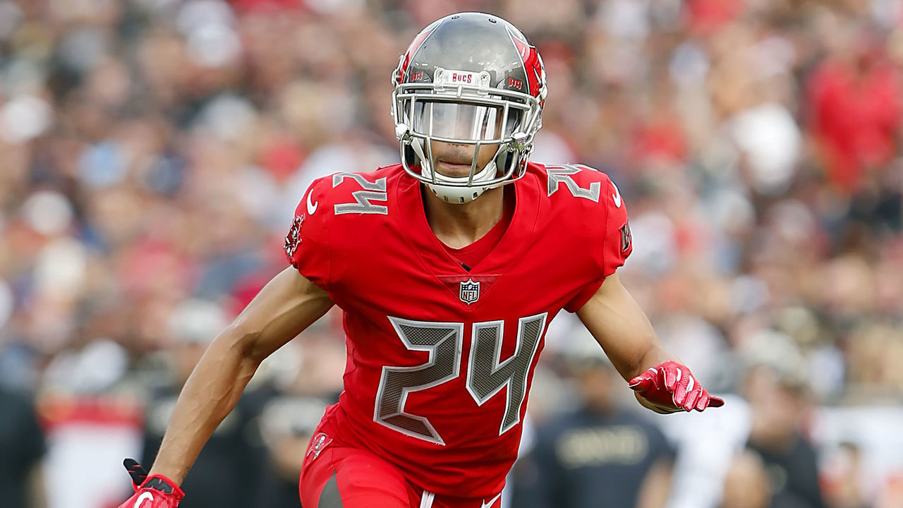 TAMPA, FL - DEC 09: Brent Grimes (24) of the Bucs rushes the passer during the regular season game between the New Orleans Saints and the Tampa Bay Buccaneers on December 09, 2018 at Raymond James Stadium in Tampa, Florida.