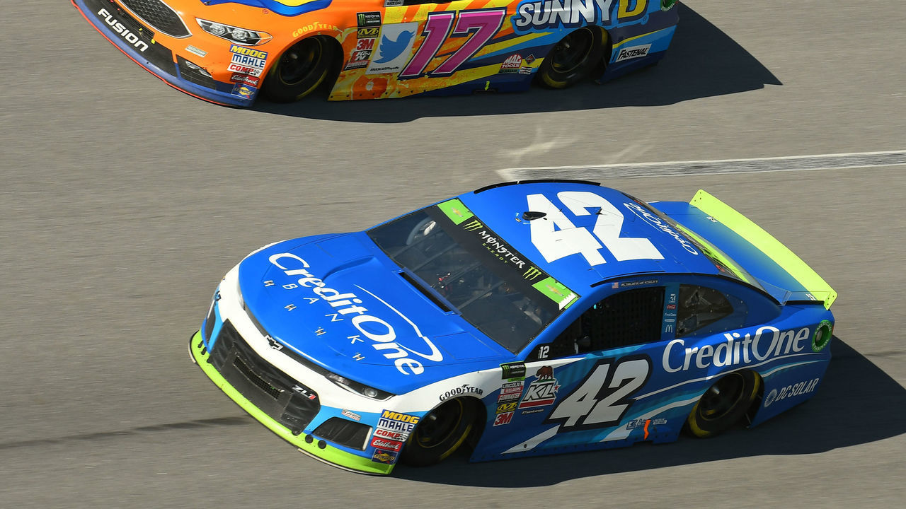 TALLADEGA, AL - OCTOBER 14: Kyle Larson, Chip Ganassi Racing, Chevrolet Camaro Credit One Bank (42) and Ricky Stenhouse Jr., Roush Fenway Racing, Ford Fusion SunnyD (17) race side by side during the 1000Bulbs.com 500 on October 14, 2018, at Talladega Superspeedway in Tallageda, AL.