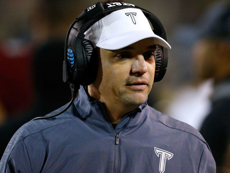 West Virginia hires Neal Brown as new HC | theScore.com