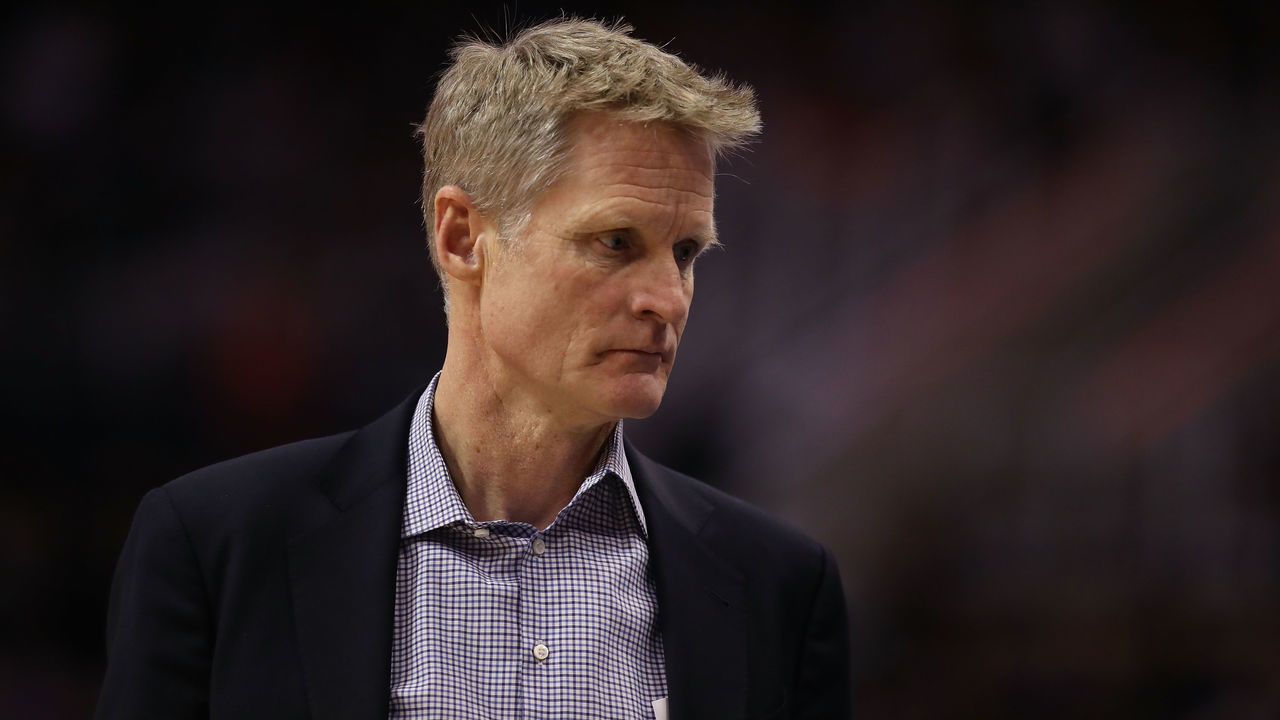 PHOENIX, ARIZONA - DECEMBER 31: Head coach Steve Kerr of the Golden State Warriors during the first half of the NBA game against the Phoenix Suns at Talking Stick Resort Arena on December 31, 2018 in Phoenix, Arizona.