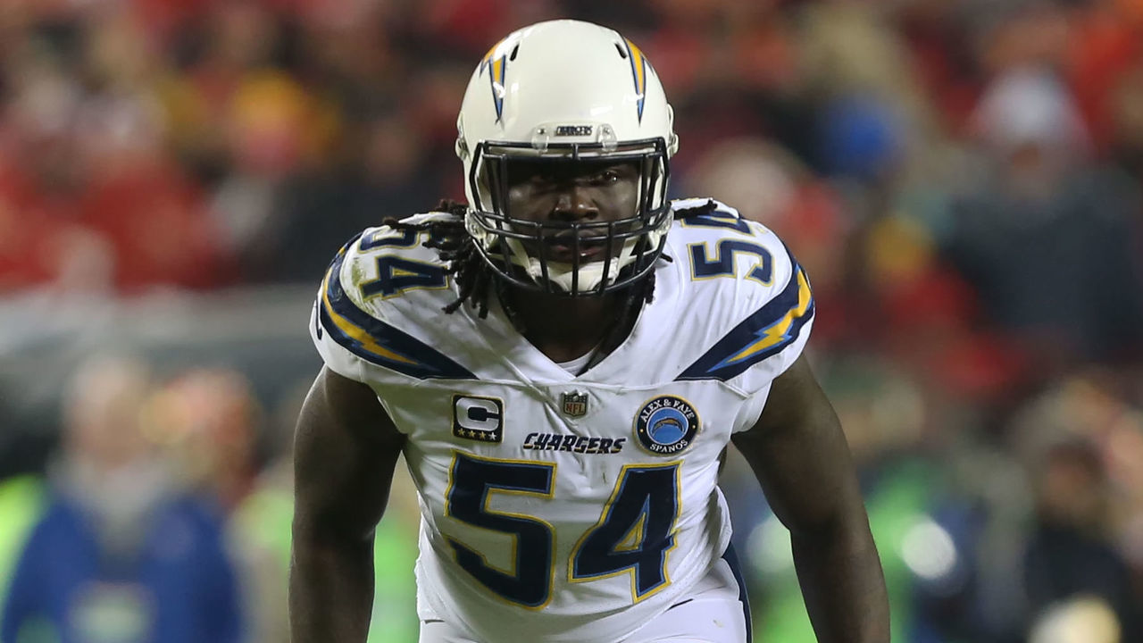 KANSAS CITY, MO - DECEMBER 13: Los Angeles Chargers defensive end Melvin Ingram (54) in the third quarter of an NFL game between the Los Angeles Chargers and Kansas City Chiefs on December 13, 2018 at Arrowhead Stadium in Kansas City, MO.