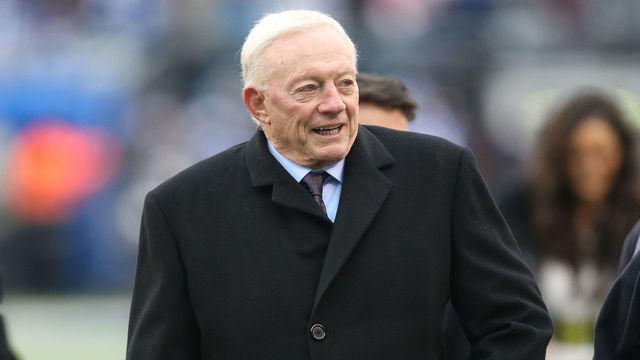 EAST RUTHERFORD, NEW JERSEY - DECEMBER 30: Owner/President/General Manager Jerry Jones of the Dallas Cowboys follows the action against the New York Giants at MetLife Stadium on December 30, 2018 in East Rutherford, New Jersey.