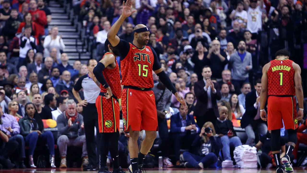 TORONTO, ON - JANUARY 8: Vince Carter #15 of the Atlanta Hawks waves to the crowd during the first half of an NBA game against the Toronto Raptors at Scotiabank Arena on January 8, 2019 in Toronto, Canada.