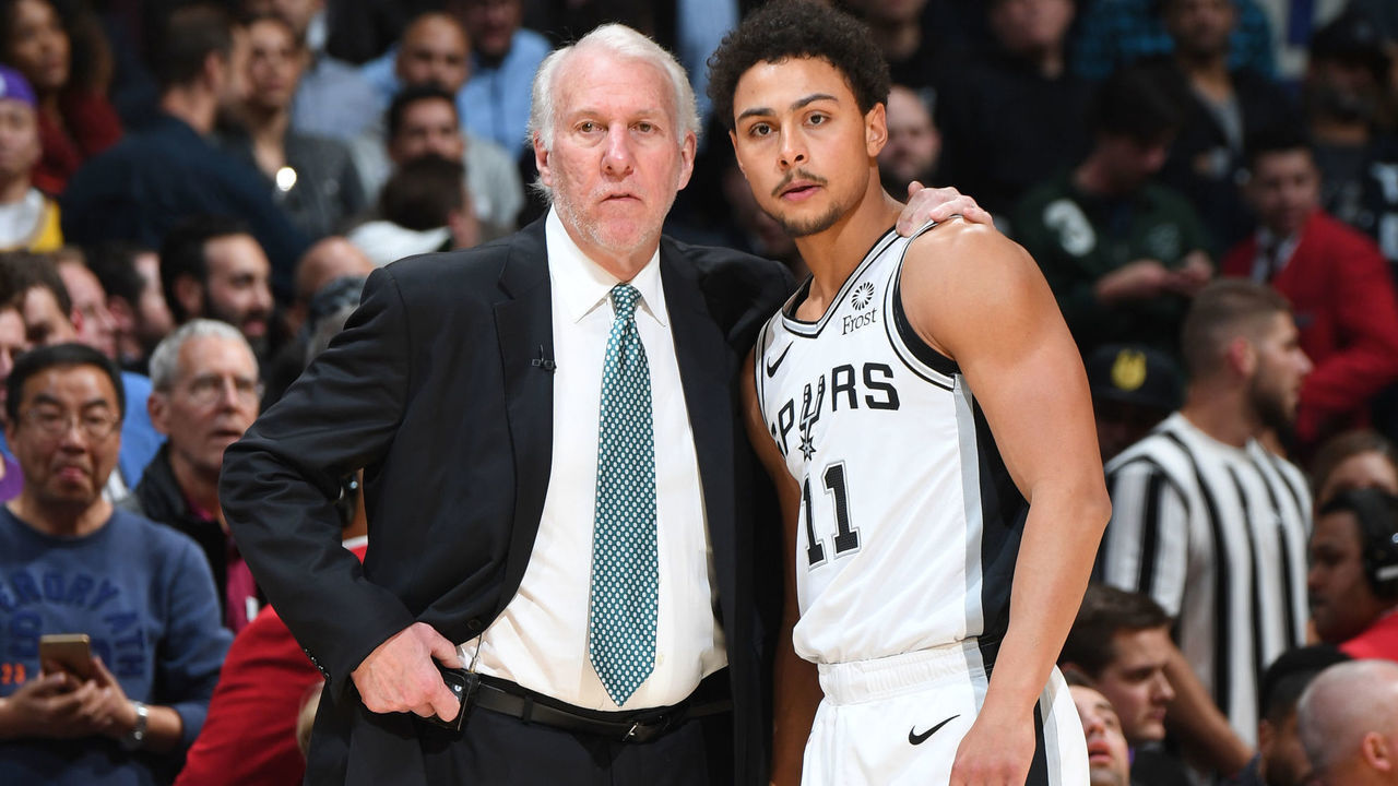 LOS ANGELES, CA - DECEMBER 5: Head Coach Gregg Popovich and Bryn Forbes #11 of the San Antonio Spurs talk during the game against the Los Angeles Lakers on December 5, 2018 at STAPLES Center in Los Angeles, California. NOTE TO USER: User expressly acknowledges and agrees that, by downloading and/or using this photograph, user is consenting to the terms and conditions of the Getty Images License Agreement. Mandatory Copyright Notice: Copyright 2018 NBAE