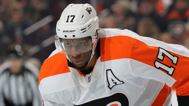 PHILADELPHIA, PA - JANUARY 03: Wayne Simmonds #17 of the Philadelphia Flyers looks on against the Carolina Hurricanes on January 3, 2019 at the Wells Fargo Center in Philadelphia, Pennsylvania.