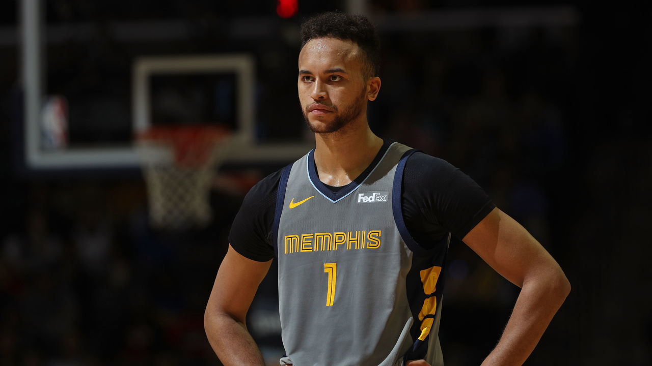 MEMPHIS, TN - JANUARY 4: Kyle Anderson #1 of the Memphis Grizzlies looks on during the game against the Brooklyn Nets on January 4, 2019 at FedExForum in Memphis, Tennessee. NOTE TO USER: User expressly acknowledges and agrees that, by downloading and/or using this photograph, user is consenting to the terms and conditions of the Getty Images License Agreement. Mandatory Copyright Notice: Copyright 2019 NBAE
