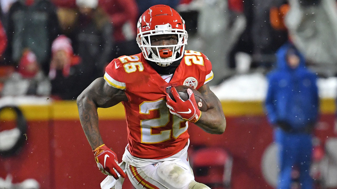 KANSAS CITY, MO - JANUARY 12: Running back Damien Williams #26 of the Kansas City Chiefs rushes up field during the second half of the AFC Divisional Round playoff game against the Indianapolis Colts at Arrowhead Stadium on January 12, 2019 in Kansas City, Missouri.