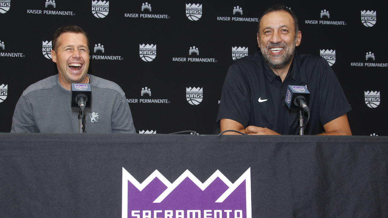 SACRAMENTO, CA - JUNE 24: Head Coach Dave Joerger and General Manager Vlade Divac of the Sacramento Kings address the media at a press conference on September 27, 2017 at the Golden 1 Center in Sacramento, California. NOTE TO USER: User expressly acknowledges and agrees that, by downloading and/or using this Photograph, user is consenting to the terms and conditions of the Getty Images License Agreement. Mandatory Copyright Notice: Copyright 2017 NBAE