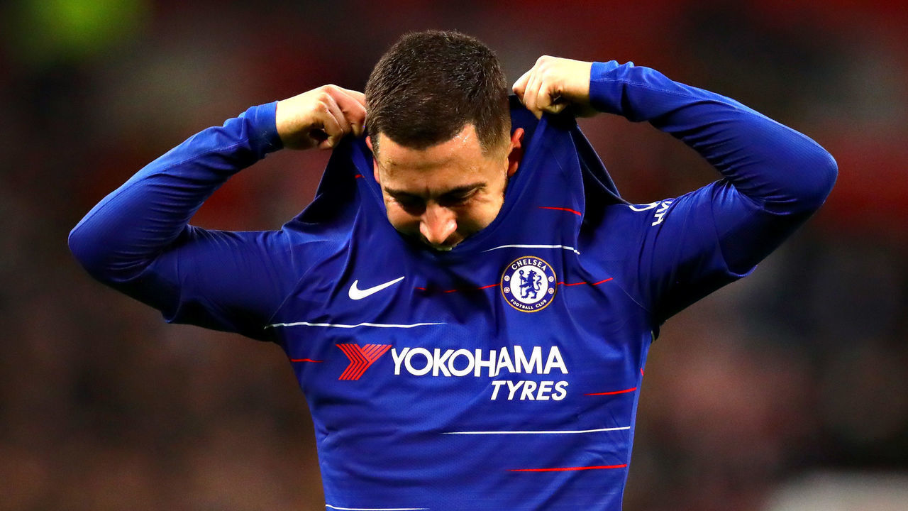 LONDON, ENGLAND - JANUARY 08: Eden Hazard of Chelsea looks dejected after the Carabao Cup Semi Final First Leg between Tottenham Hotspur and Chelsea at Wembley Stadium on January 08, 2019 in London, England.