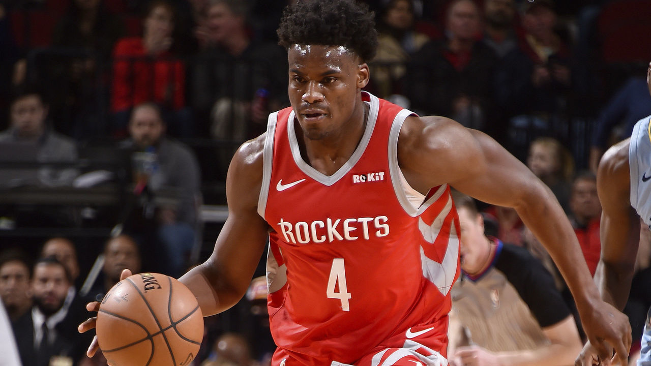 HOUSTON, TX - JANUARY 14 : Danuel House Jr. #4 of the Houston Rockets handles the ball during the game against Memphis Grizzlies on January 14, 2019 at the Toyota Center in Houston, Texas. Mandatory Copyright Notice: Copyright 2019 NBAE