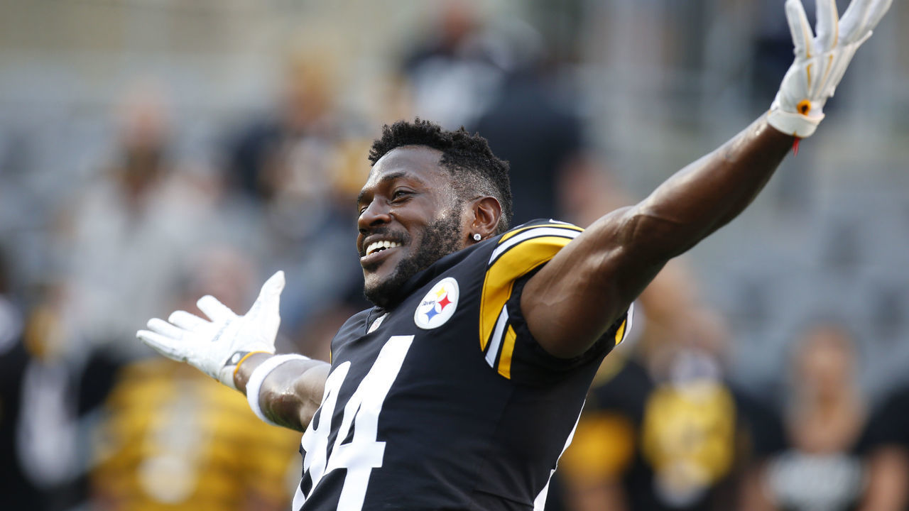 PITTSBURGH, PA - AUGUST 30: Antonio Brown #84 of the Pittsburgh Steelers jokes around before a preseason game against the Carolina Panthers on August 30, 2018 at Heinz Field in Pittsburgh, Pennsylvania.