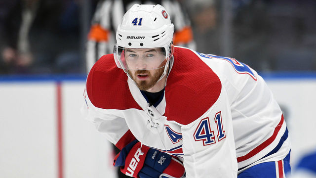 ST. LOUIS, MO. - JANUARY 10: Montreal Canadiens leftwing Paul Byron (41) gets ready to take a face off during an NHL game between the Montreal Canadiens and the St. Louis Blues on January 10, 2019, at Enterprise Center, St. Louis, MO.