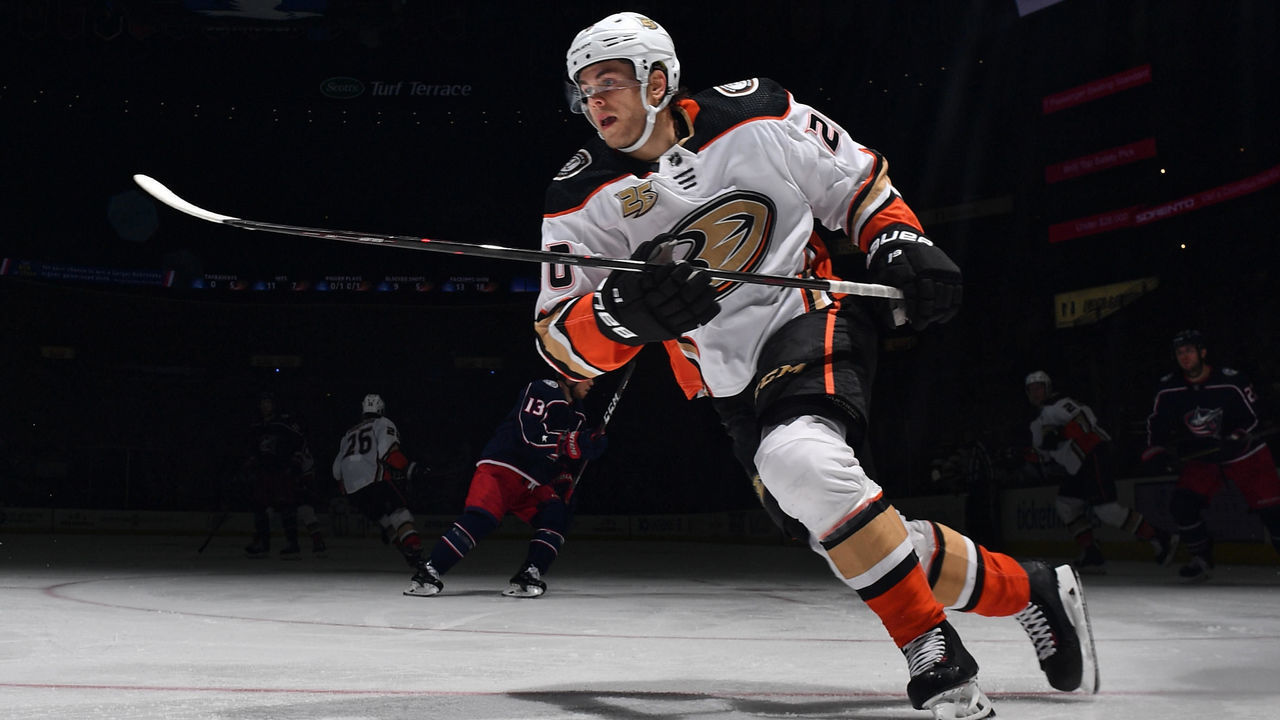 COLUMBUS, OH - DECEMBER 15: Pontus Aberg #20 of the Anaheim Ducks skates against the Columbus Blue Jackets on December 15, 2018 at Nationwide Arena in Columbus, Ohio.