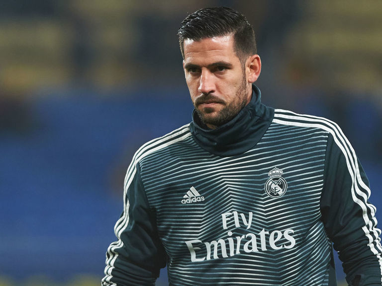 Leeds sign goalkeeper Kiko Casilla from Real Madrid