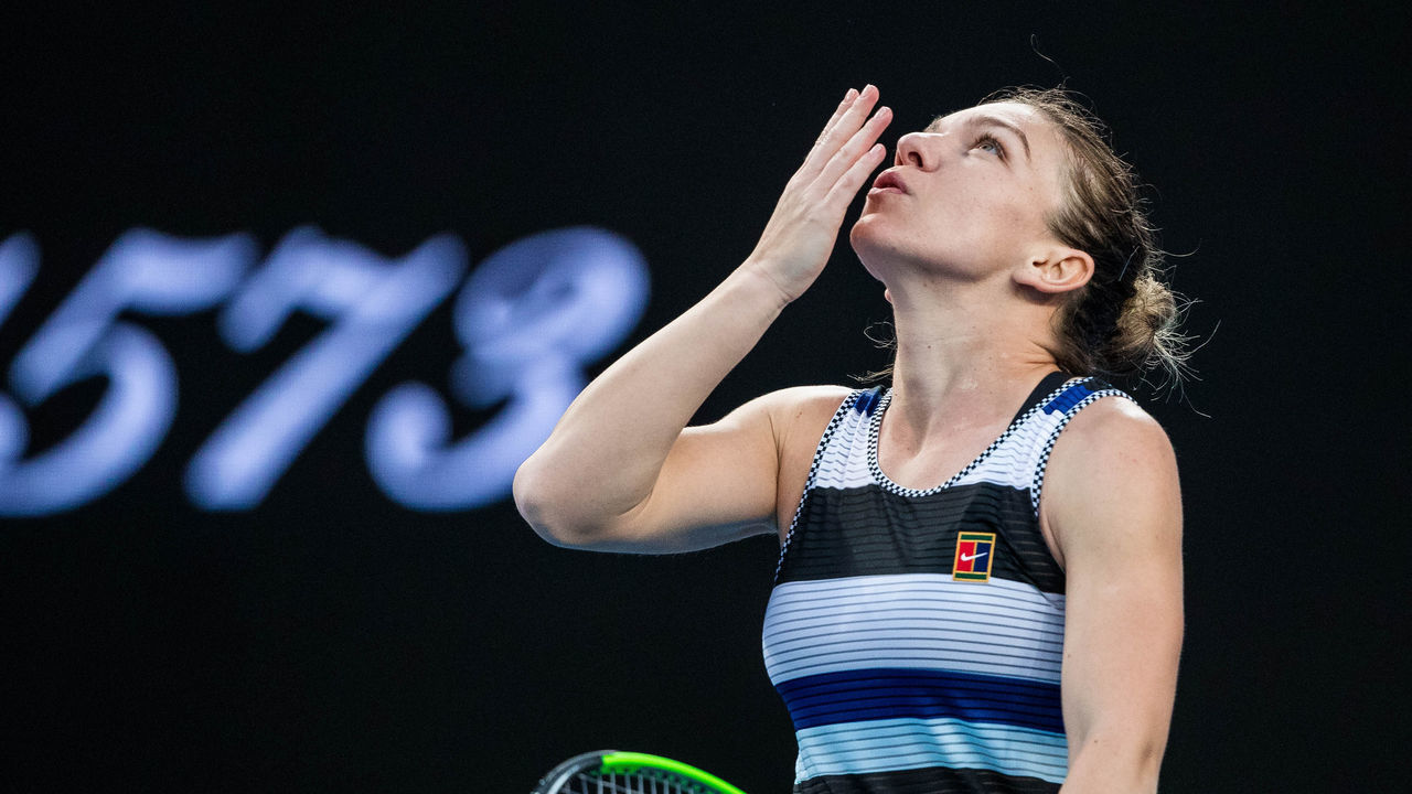 MELBOURNE, VIC - JANUARY 19: SIMONA HALEP (ROU) during day six match of the 2019 Australian Open on January 19, 2019 at Melbourne Park Tennis Centre Melbourne, Australia