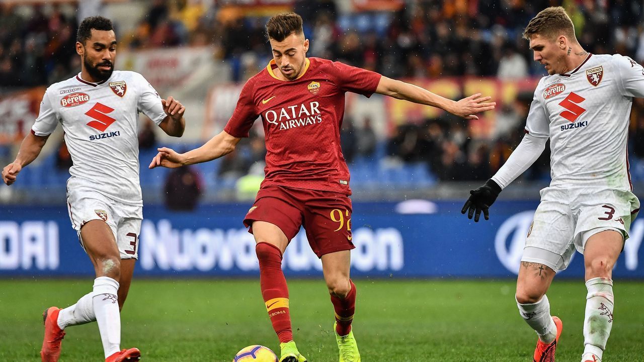 AS Roma Italian forward Stephan El Shaarawy (C) makes his way between Torino's French defender Koffi Djidji (L) and Torino's Brazilian defender Lyanco during the Italian Serie A football match AS Roma vs Torino on January 19, 2019 at the Olumpic stadium in Rome.