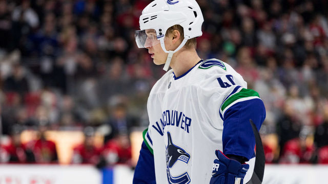 OTTAWA, ON - JANUARY 02: Vancouver Canucks Center Elias Pettersson (40) waits for a face-off during first period National Hockey League action between the Vancouver Canucks and Ottawa Senators on January 2, 2019, at Canadian Tire Centre in Ottawa, ON, Canada.