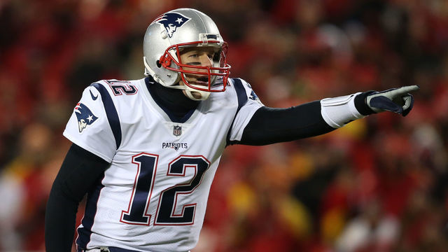 KANSAS CITY, MO - JANUARY 20: New England Patriots quarterback Tom Brady (12) points out the defense before the snap in the first quarter of the AFC Championship Game game between the New England Patriots and Kansas City Chiefs on January 20, 2019 at Arrowhead Stadium in Kansas City, MO.